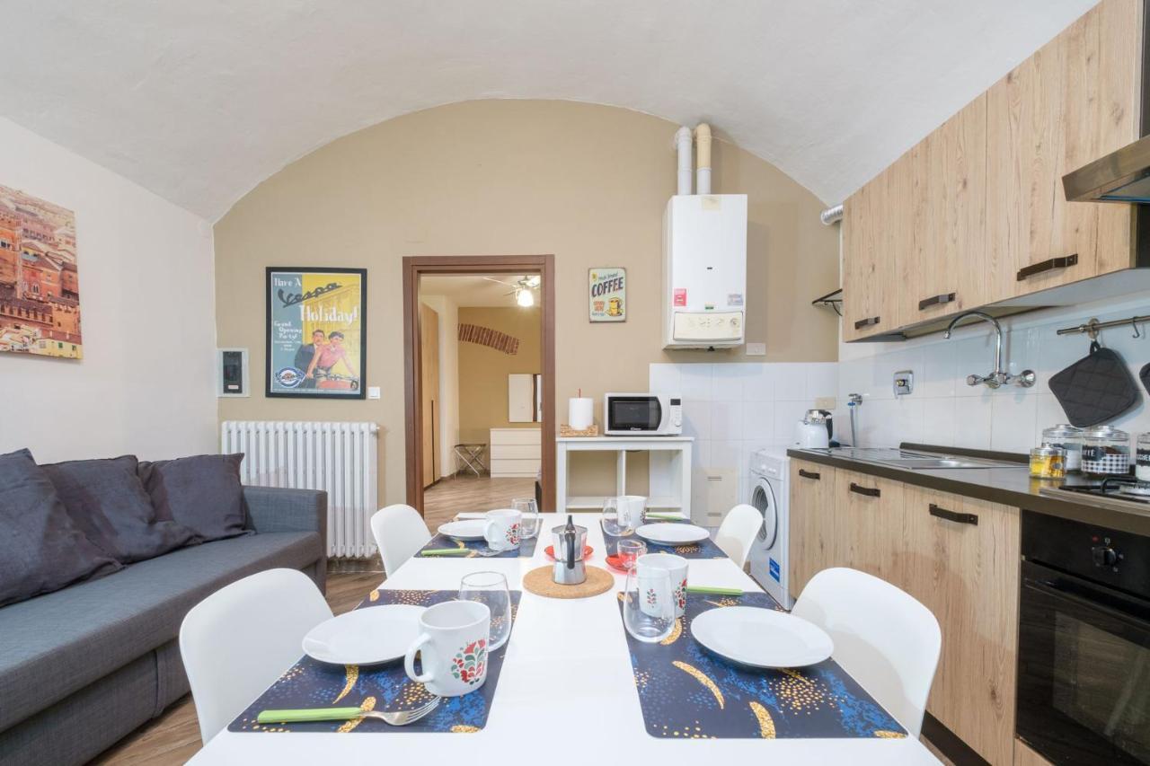House Under The Tower By Studio Vita Bologne Extérieur photo